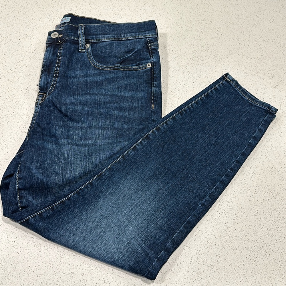 🍀NWT Lucky Brand skinny jeans